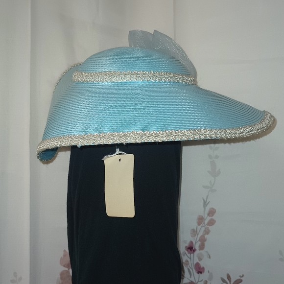 Fashion Hat - Picture 3 of 4